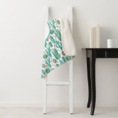 Cactus green white whimsical patroonmonogram sherpa deken (In situ)