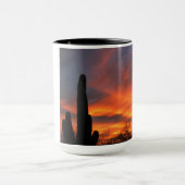 Cactus Sahuaro avec une superbe tasse au coucher d (Centre)