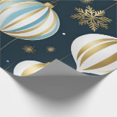 Cadeau boules festives de noël enveloppant du papier (Coin)