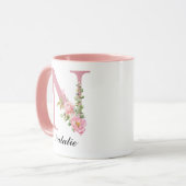 Cadeau de mug à monogramme floral rose rose person (Devant gauche)