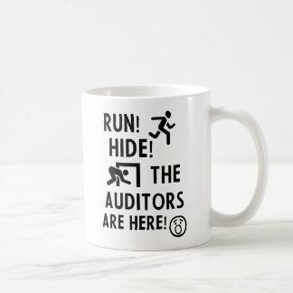 Cadeau de tasse de vérificateur comptable Fuir et 