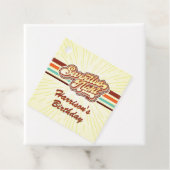 Cadeau Étiquettes de faveurs nocturnes des années soixant (En situation)