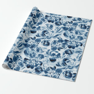 Cadeau Fleurs bleues pincées sur papier d'emballage bleu