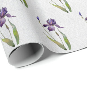 Cadeau Iris violet sur papier d'enveloppement en bois gri