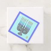 Cadeau Menorah Whimsical Favoriser les étiquettes (En situation)