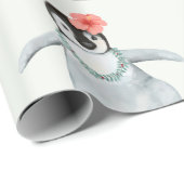 CADEAU PENGUIN BÉBÉ AVEC UN PAPIER À FLEURS (Coin rond)