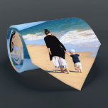 Cadeau photo Cravate personnalisé Vos photos préfé<br><div class="desc">Photo personnalisée - Votre propre design - Spécial - Famille personnalisée / Amis ou Cadeau personnel - Ajouter votre photo / ou texte - Redimensionner et déplacer ou ajouter des éléments / image avec l'outil de personnalisation. Choisissez / ajoutez votre police / couleur de texte préférée ! Vous pouvez transférer...</div>