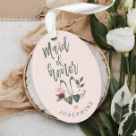 Cadeau pour la servante d'honneur | Nom et message<br><div class="desc">Une belle demoiselle d'honneur vous remercie d'être mon ornement de servante d'honneur avec nos fleurs d'aquarelle et nos talons hauts avec des fleurs profondes bordeaux et rose rousse avec des accents de feuilles de sauge vert luxuriant et de verdure. "Maid of Honor" s'affiche dans un design stylisé de typographie. Personnalisez...</div>