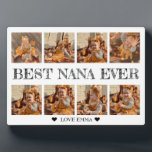 Cadeau Pour Nana Photo Collage Plaque Avec Eau<br><div class="desc">Nana aime recevoir des cadeaux personnalisés de ses enfants et petits-enfants, alors pourquoi ne pas lui offrir le cadeau ultime cette année ? Donnez-lui un collage photo qui présente tous ses souvenirs préférés avec ses proches ! Ce cadeau simple et beau apportera un sourire à Nana. De plus, c'est une...</div>
