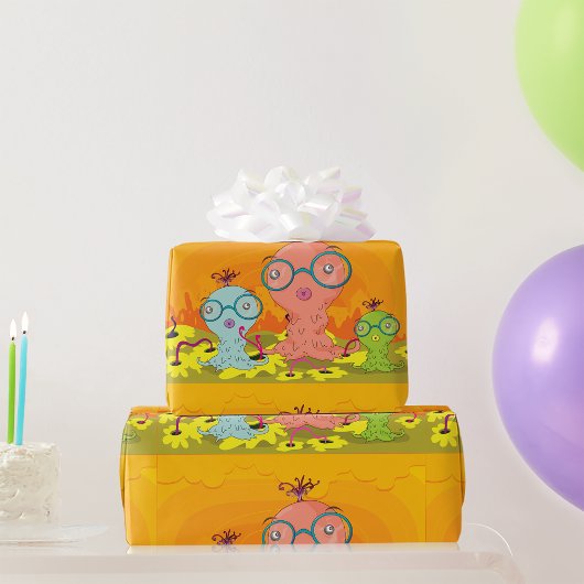 Cadeau Trois Créatures Étranges Enveloppement Papier