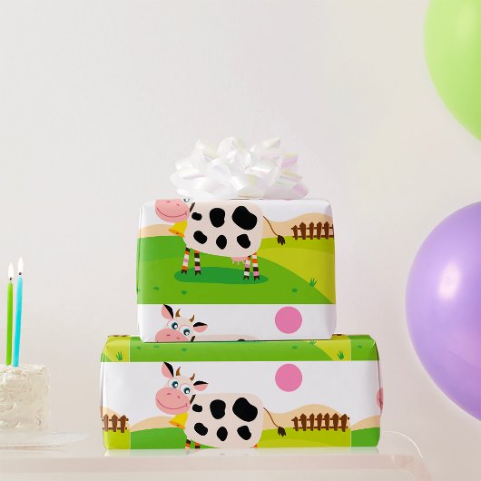 Cadeau Vache Dans Un Papier D'Enveloppement De Champ