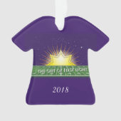 Cadeau van First Light 2018 Ornament (voorkant)