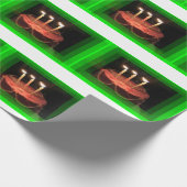 Cadeau Vert fête d'anniversaire avec papier d'enveloppeme (Coin)