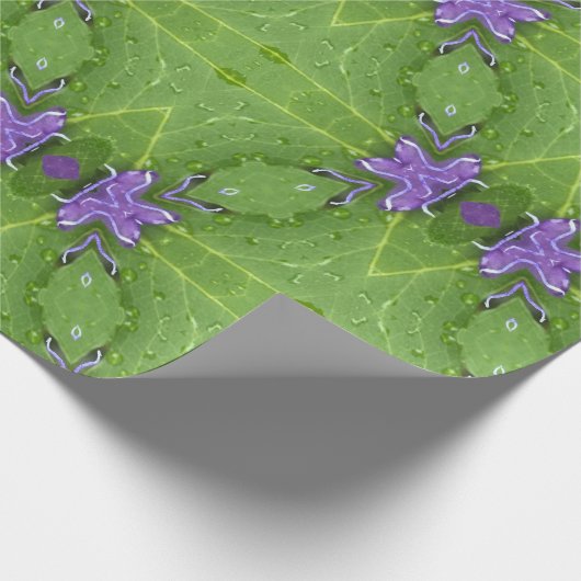 Cadeau Vert géométrique avec papier d'emballage lavande (Coin)