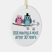 Cadeau voor 30th Wedding Jubileum Hoot Keramisch Ornament (Rechts)