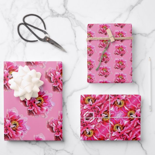 Cadeaupapier Roze Pioenrozen. (Voorkant)