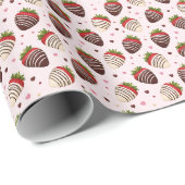 Cadeauverpakking met chocolade aardbeien cadeaupapier (Rol Hoek)