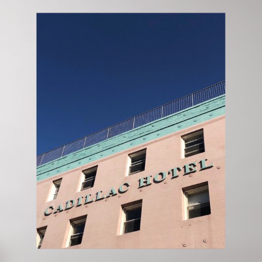 CADILLAC HOTEL BOUW POSTER (Voorkant)