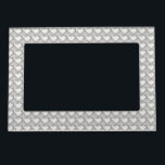 Cadre Aimanté Avec Photo Motif coeur en verre argenté<br><div class="desc">Cadre magnétique motif en verre argenté.  Cliquez sur "Customisez-le !" pour redimensionner/repositionner l'image motif du coeur d'argent et changer la couleur de l'arrière - plan.   Le design du coeur de verre d'argent est idéal pour un cadeau du 25e anniversaire du mariage ou une fête.</div>