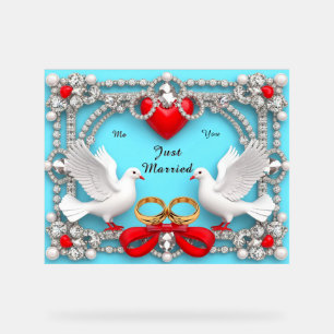 Cadre de mariage élégant avec colombes blanches