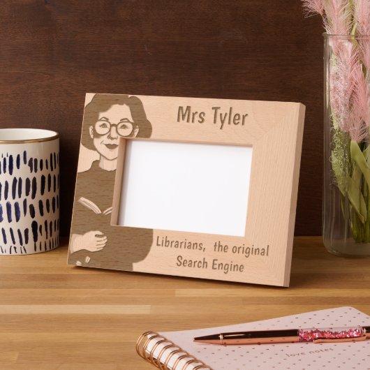 Cadres Gravés Cute Librarian (Gauche)