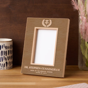 Cadres Gravés Docteur en médecine moderne Docteur en médecine Me