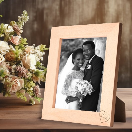 Cadres Gravés Initiales cardiaques minimalistes