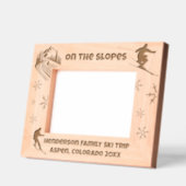 Cadres Gravés Ski De Neige Sur Les Pentes Texte Personnalisé (Gauche)