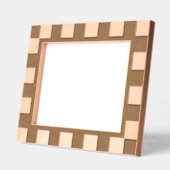 Cadres Gravés Sleek Geometric Checkerboard Motif Engraved Frame (Gauche)