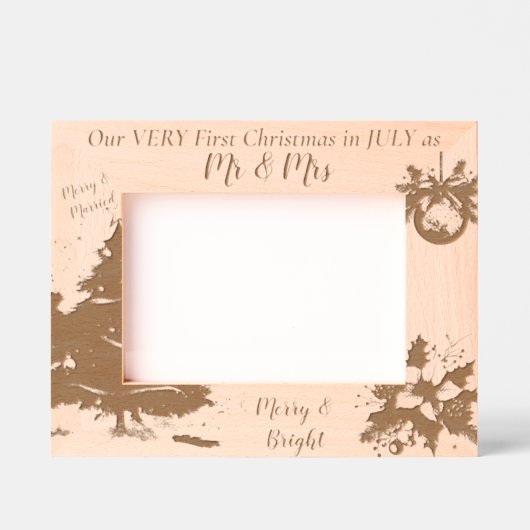Cadres Gravés Trendy Our Very First Christmas in JULY  (Recto)