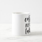 Café avant tasse de film parlant (Centre)