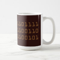 Café écrit dans une tasse à code binaire, brun
