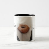 Café et une tasse de beignet (Centre)