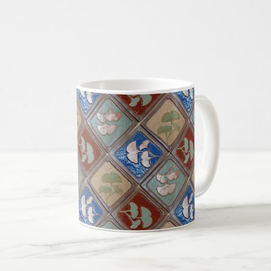 Café Mug avec feuille Gingko Design (Devant droit)