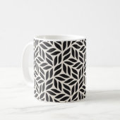 Café Mug - Feuille noir et blanc Motif de design (Devant gauche)