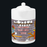 Café ou thé délicieux avec une coupe d'amitié<br><div class="desc">Rien de tel qu'une bonne tasse de café ou de thé avec un BFF. Cette théière a une image imprimée d'une peinture acrylique de deux meilleurs amis ayant une grande tasse de café. Une théière design très amusante pour servir votre boisson chaude préférée à vos meilleurs amis.</div>