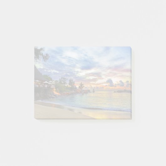 Cafe over tropisch strand op zonsondergang post-it® notes (Voorkant)