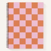 Cahier à spirale à carreaux rose et rouge