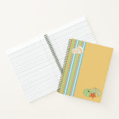 Cahier à spirale au bord de la mer (Intérieur)