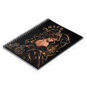 Cahier à spirale noir et or de la Reine (Côté gauche)