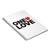 Cahier avec logo OneLove (Côté Droit)