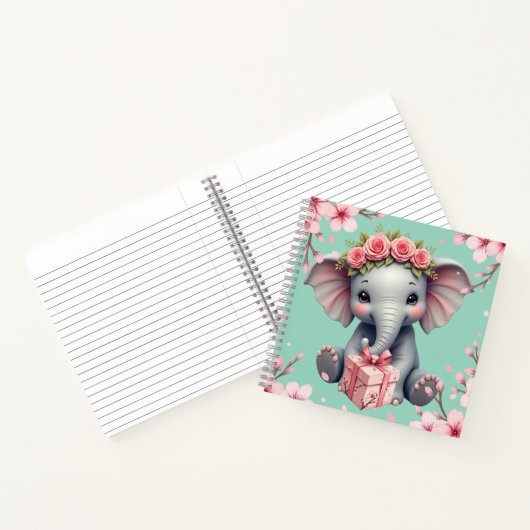 Cahier avec motif éléphant. (Intérieur)