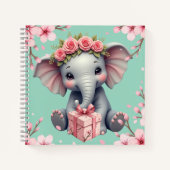 Cahier avec motif éléphant. (Devant)