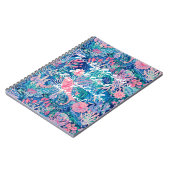 Cahier classique au graphisme élégant (Côté gauche)