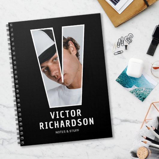 Cahier de monogramme photo initial "V" moderne