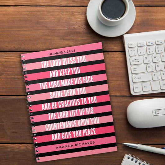 Cahier de prière rayé rose