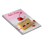 Cahier de recettes de pâtissier avec cerise dessus (Côté Droit)