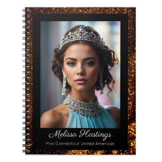 Cahier de Réhearsal de Concours de Beauté avec Pho (Devant)