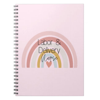 Cahier d'infirmière en salle d'accouchement