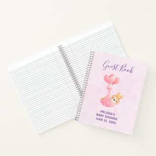 Cahier d'or pour bébé lapin mignon dans une couver